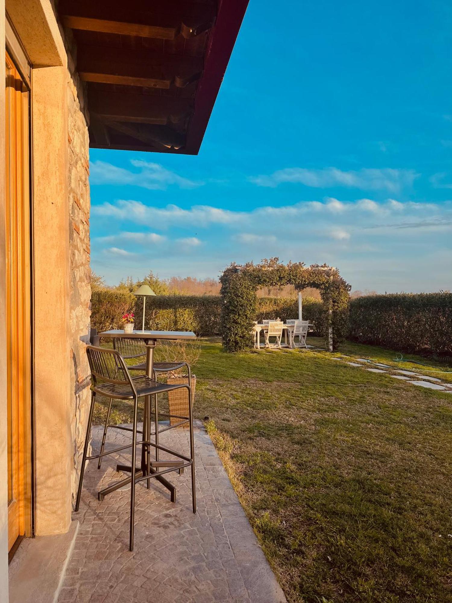 Holiday Home Sovenigo Puegnago Bagian luar foto