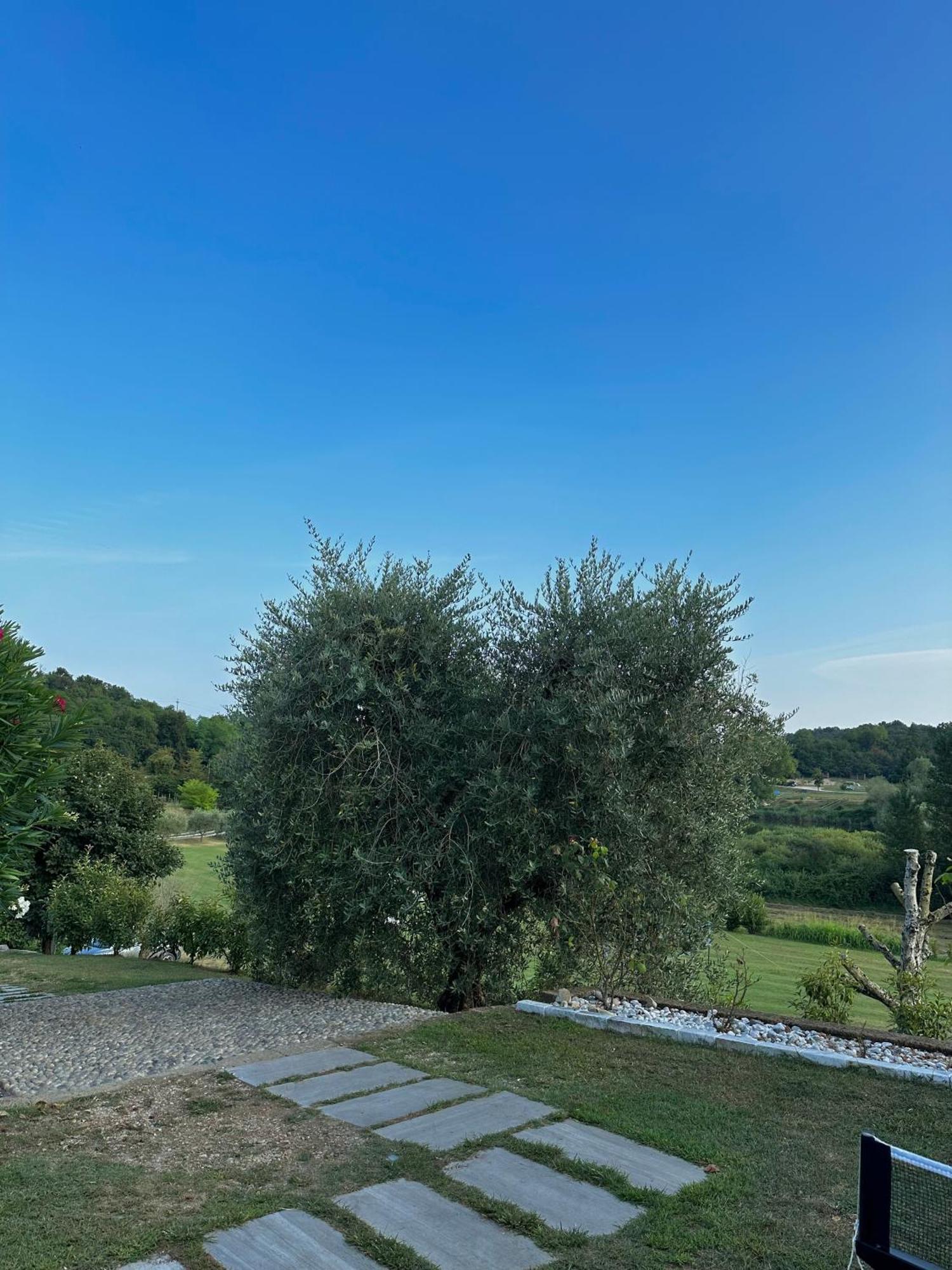 Holiday Home Sovenigo Puegnago Bagian luar foto