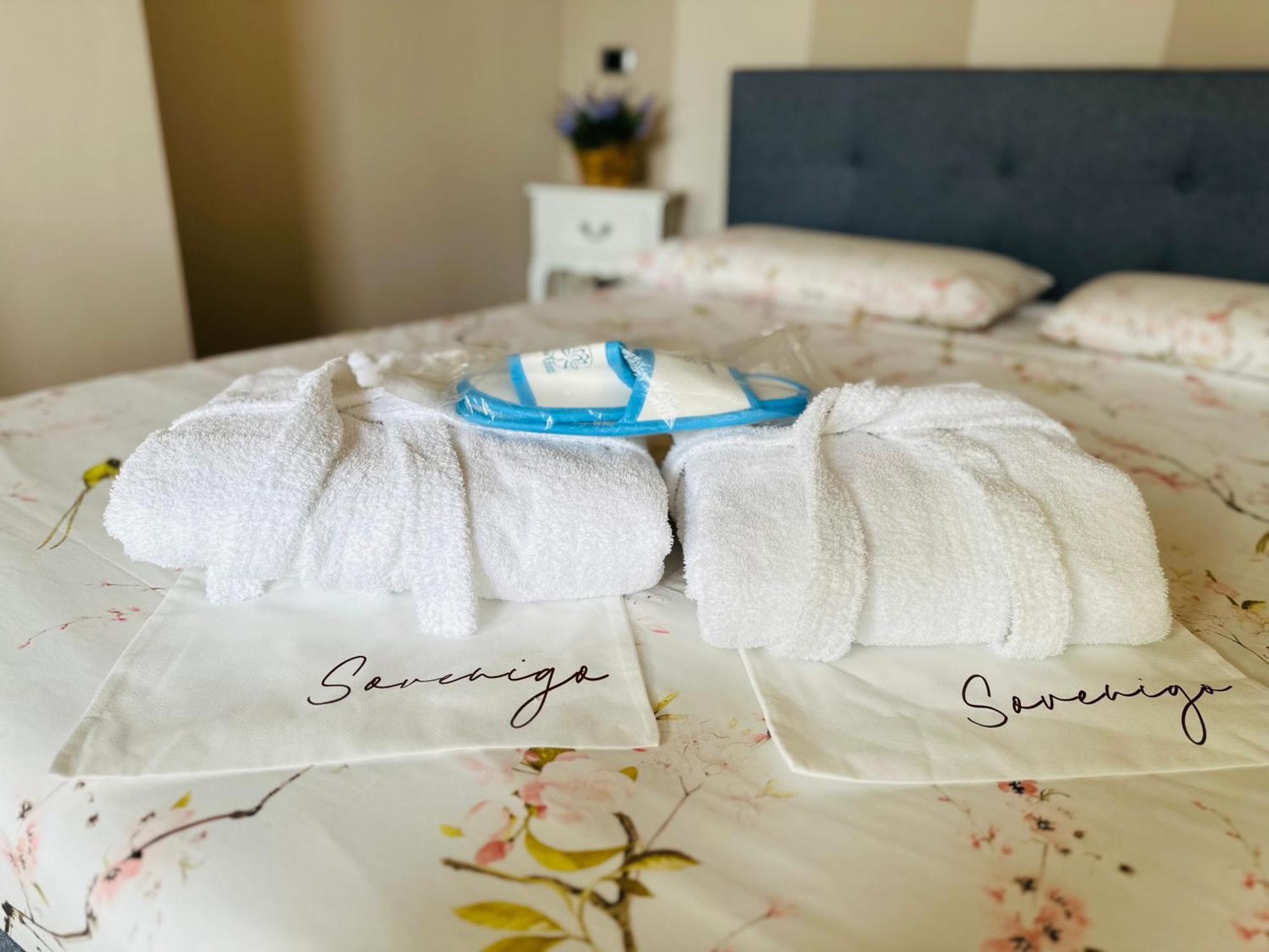 Holiday Home Sovenigo Puegnago Bagian luar foto
