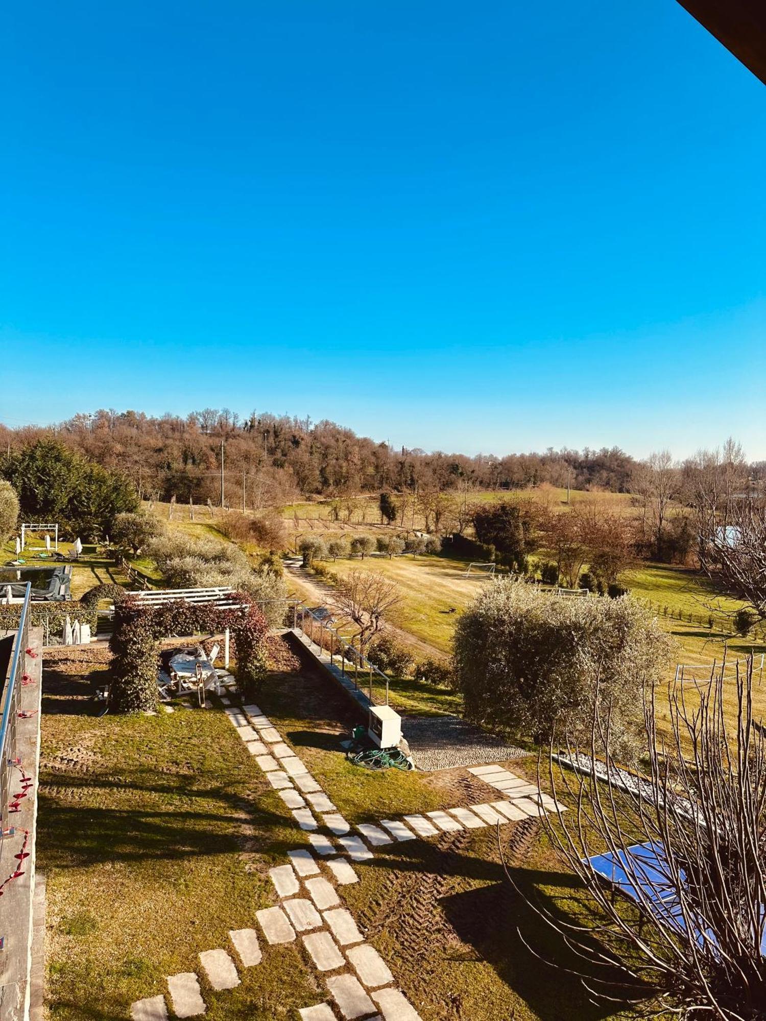 Holiday Home Sovenigo Puegnago Bagian luar foto