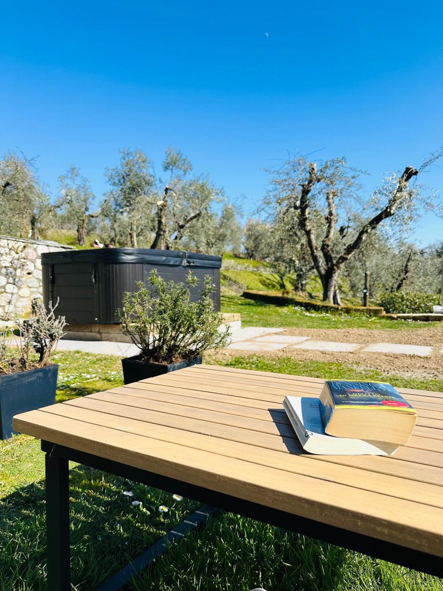 Holiday Home Sovenigo Puegnago Bagian luar foto