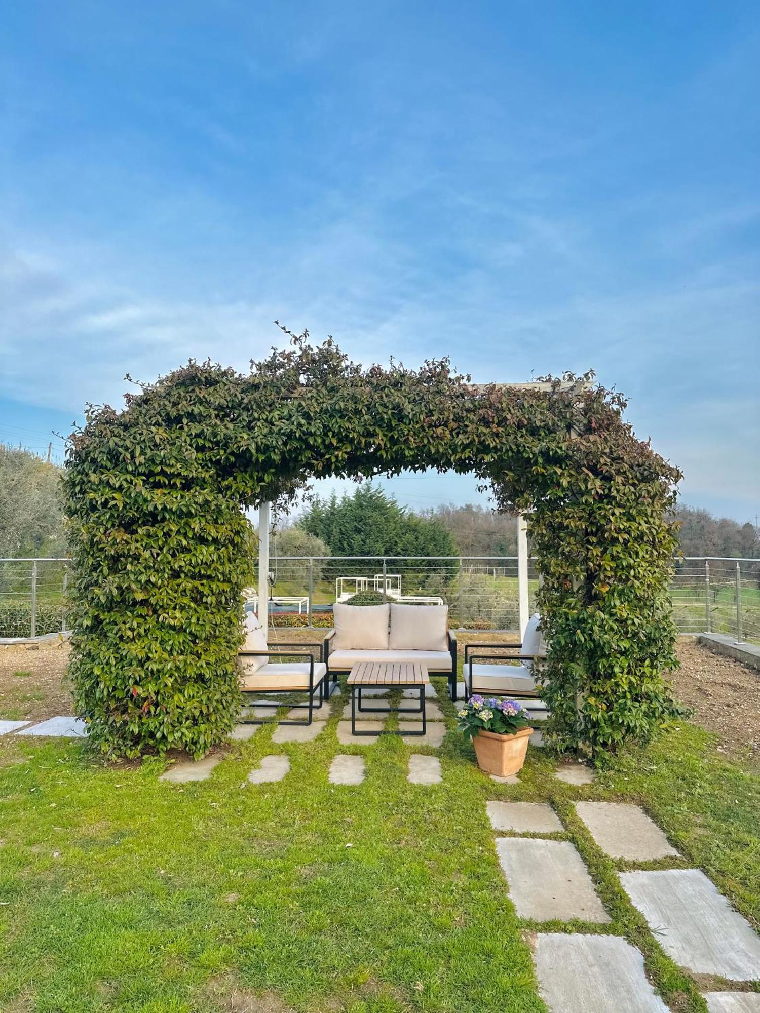 Holiday Home Sovenigo Puegnago Bagian luar foto