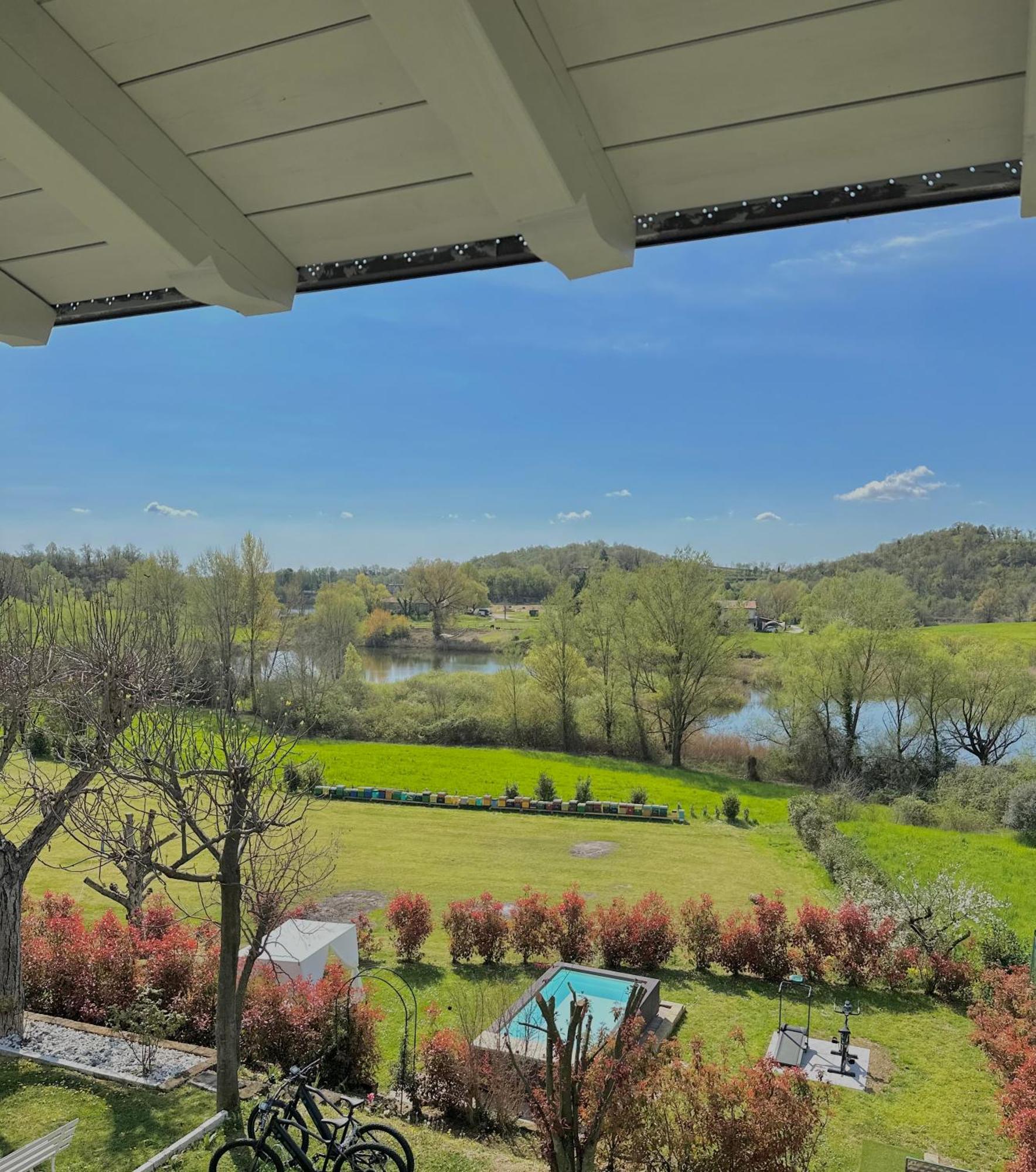 Holiday Home Sovenigo Puegnago Bagian luar foto